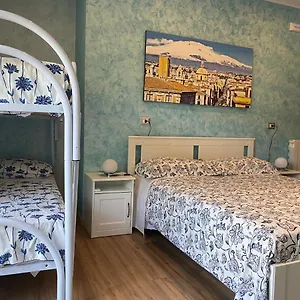 bb-catania-centro-charme-more.taorminaitalyhotels.com/